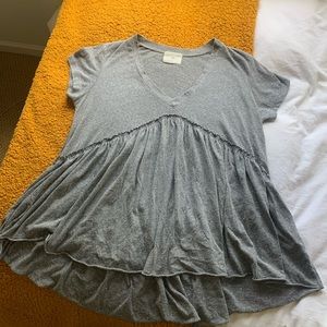 Anthropologie t.la v-neck draped peplum tee